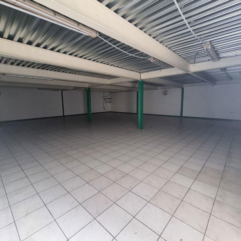 Local commercial - 150 m²