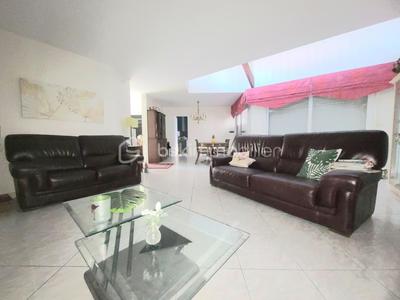 Maison - 148 m² - 5 pièces