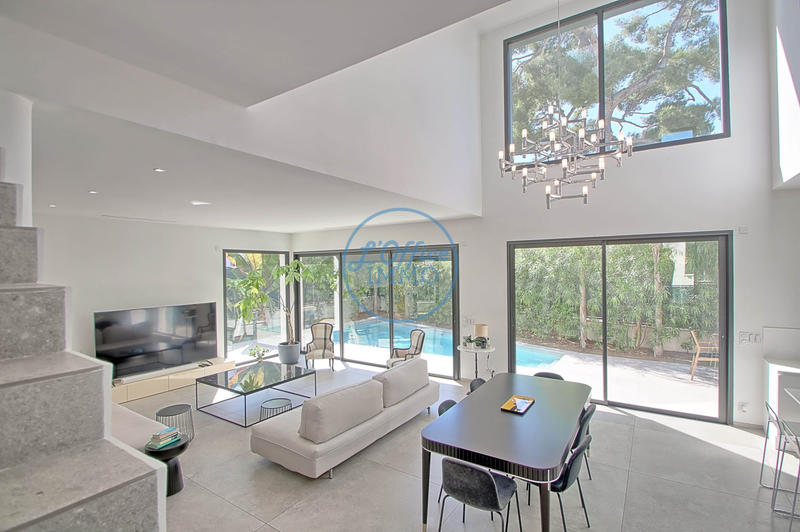 Maison contemporaine - 180 m² - 5 pièces