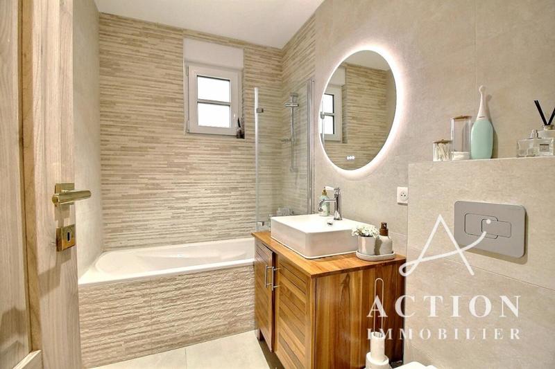 Maison - 171 m² - 5 pièces