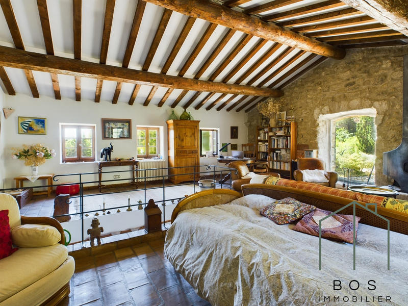 Bastide - 361 m² - 11 pièces