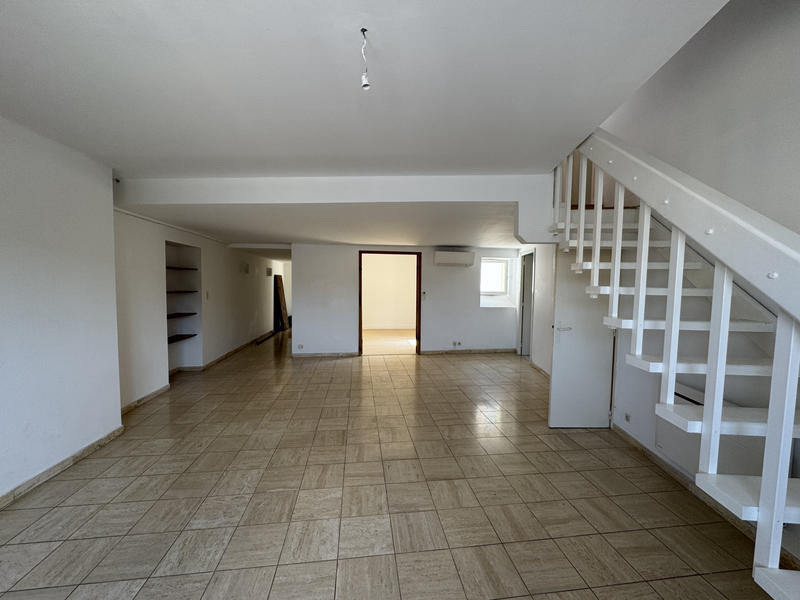 Appartement - 106 m² - 4 pièces