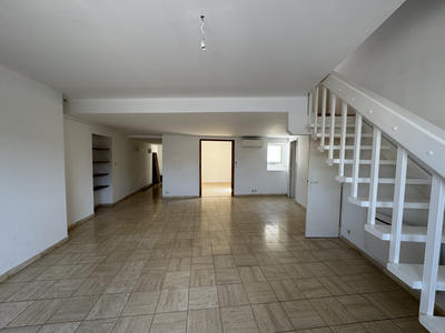 Appartement - 106 m² - 4 pièces