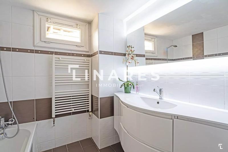 Maison - 150 m² - 5 pièces