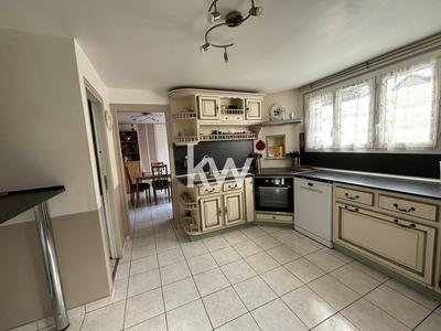 Maison - 83 m² - 4 pièces