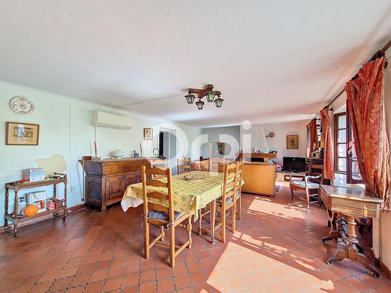 Maison - 175 m² - 5 pièces
