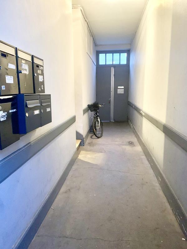 Studio - 13 m² - 1 pièce