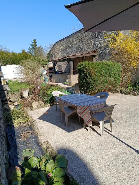 Maison - 200 m² - 6 pièces