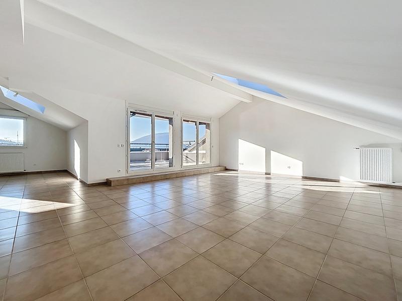 Appartement - 122 m² - 4 pièces