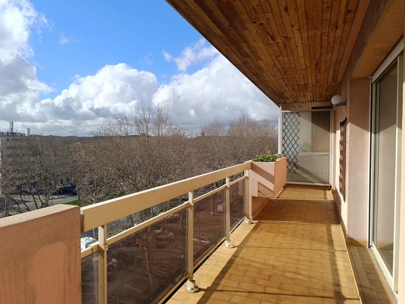 Appartement - 101 m² - 4 pièces