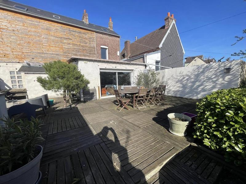 Maison - 126 m² - 8 pièces