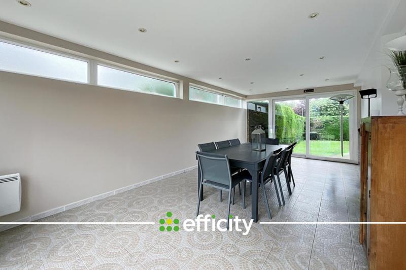 Maison - 195 m² - 8 pièces