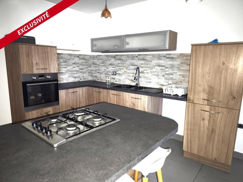 Maison de village - 141 m² - 5 pièces