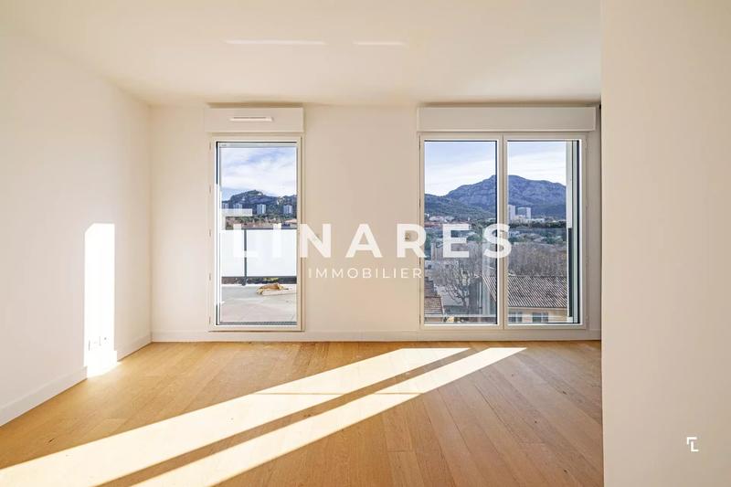 Appartement - 109 m² - 4 pièces