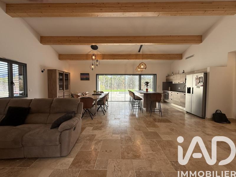 Maison - 148 m² - 5 pièces