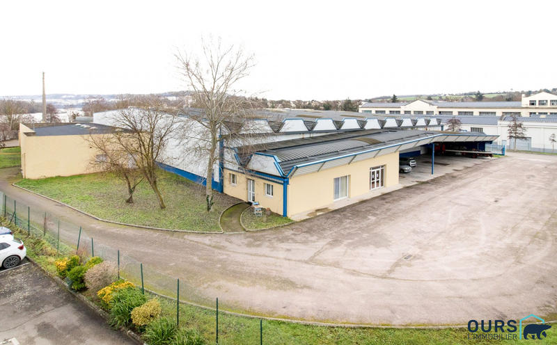 Local d'activités - 3 383 m²