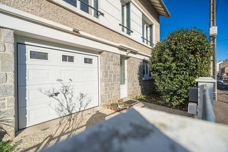 Maison - 175 m² - 8 pièces