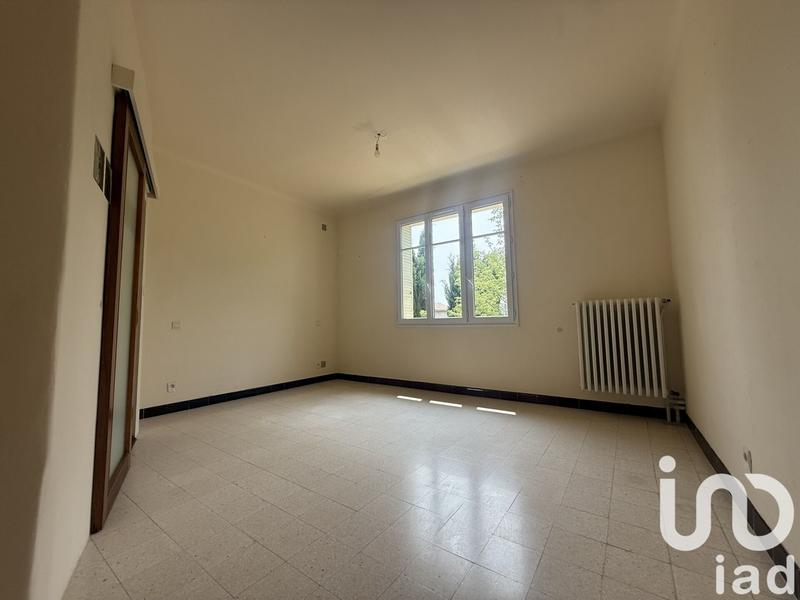 Maison - 250 m² - 8 pièces