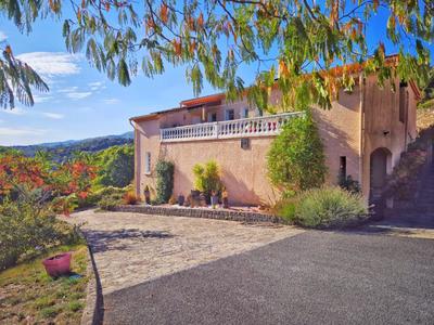 Maison de campagne - 150 m² - 8 pièces