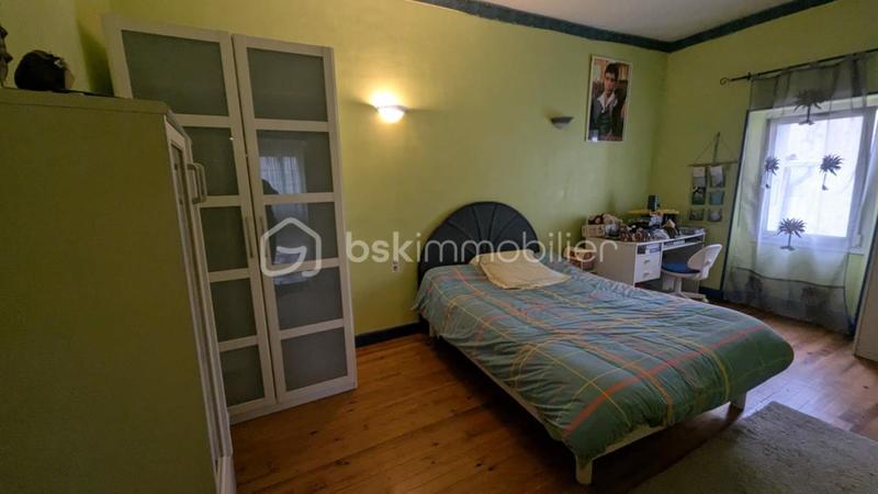 Maison de maîtres - 200 m² - 10 pièces