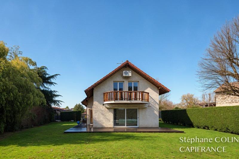 Maison - 137 m² - 6 pièces