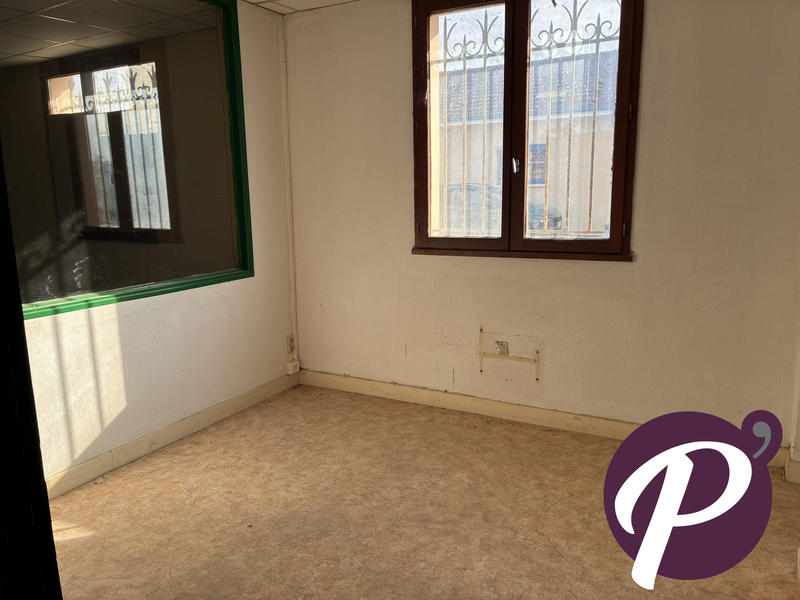 Local commercial - 272 m² - 2 pièces