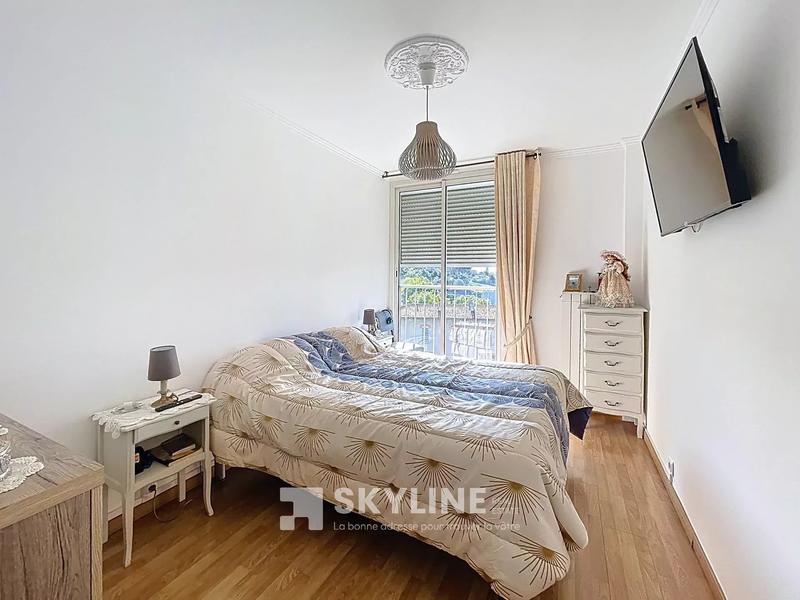 Appartement - 83 m² - 4 pièces