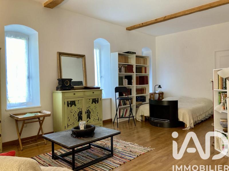 Maison - 425 m² - 11 pièces