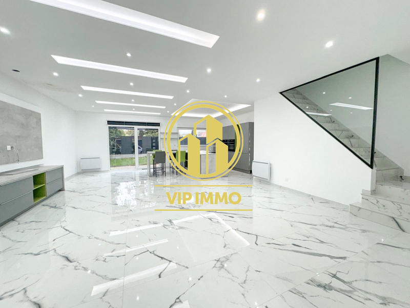 Maison - 129 m² - 6 pièces