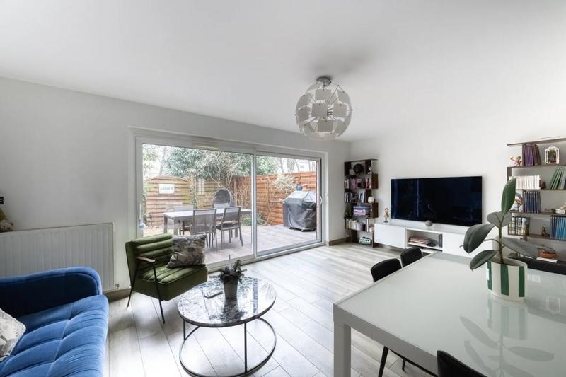 Maison - 91 m² - 5 pièces