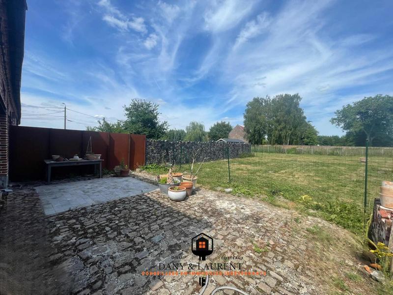 Maison - 720 m² - 12 pièces