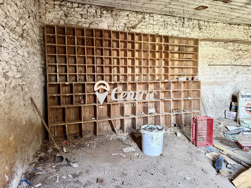 Maison - 192 m² - 9 pièces