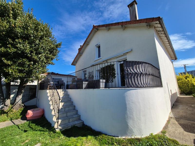 Maison - 112 m² - 6 pièces