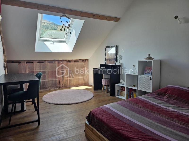 Maison de village - 252 m² - 8 pièces