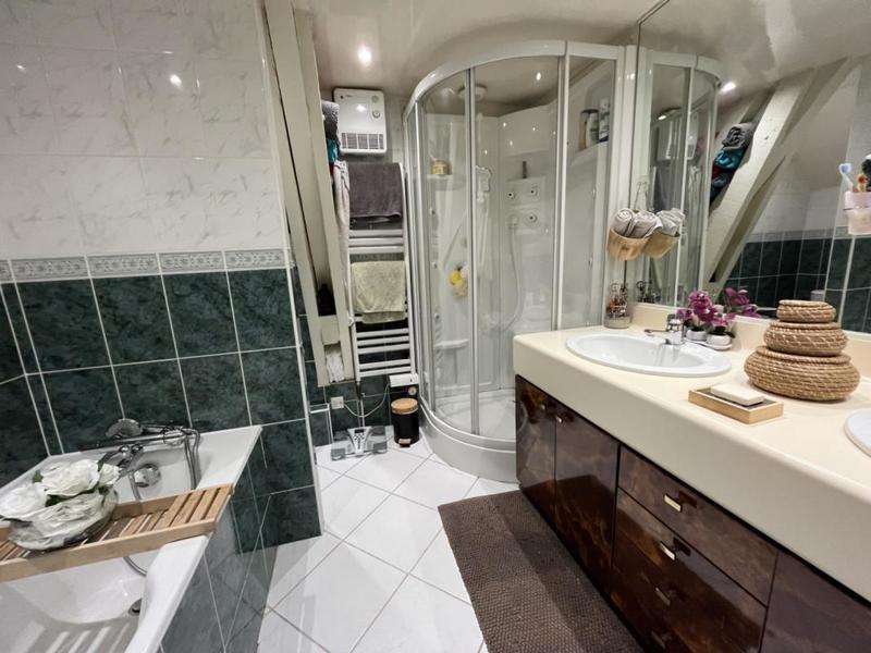 Duplex - 153 m² - 5 pièces