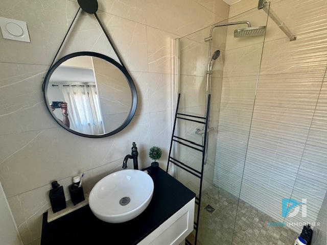 Villa - 95 m² - 4 pièces