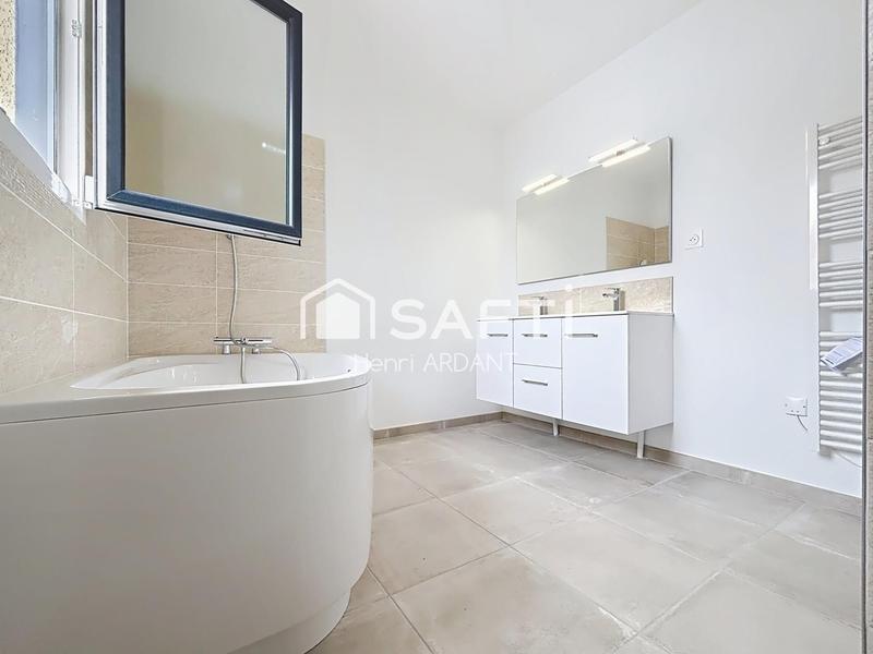 Maison - 115 m² - 5 pièces