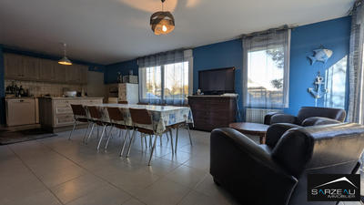 Maison - 188 m² - 10 pièces