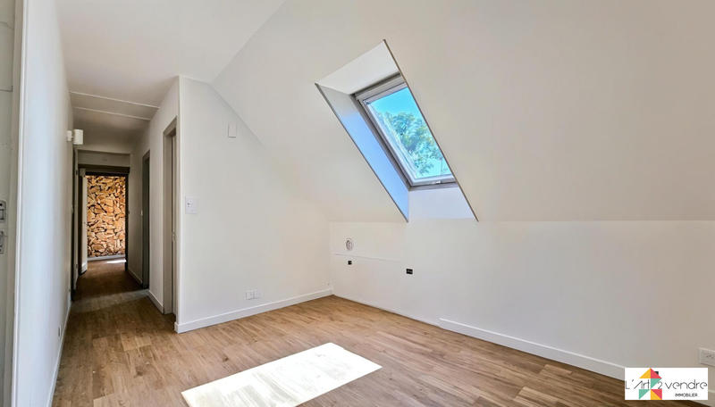 Maison - 140 m² - 7 pièces