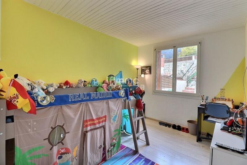 Maison - 101 m² - 5 pièces