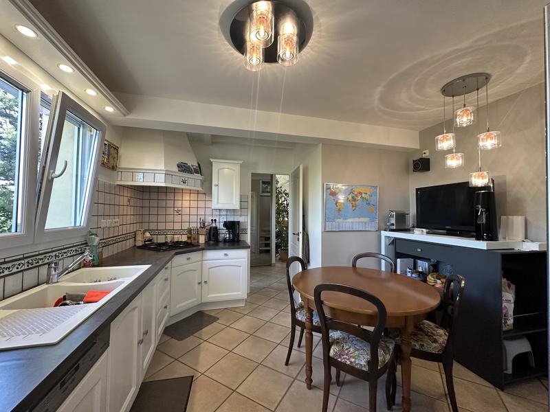 Villa - 172 m² - 5 pièces