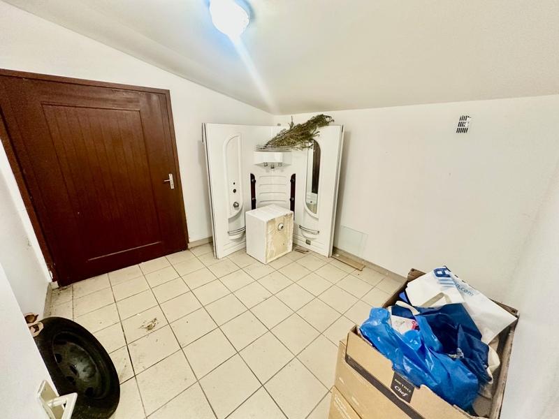 Local commercial - 110 m² - 3 pièces