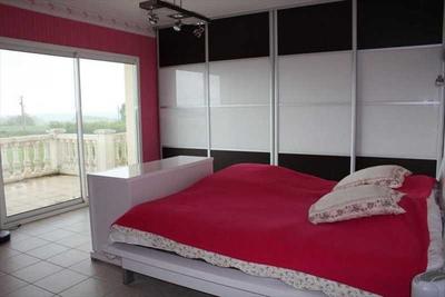 Maison - 299 m² - 7 pièces