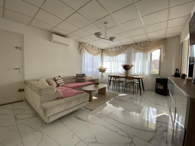 Maison - 179 m² - 7 pièces