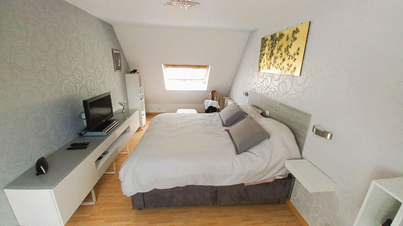 Maison - 170 m² - 7 pièces