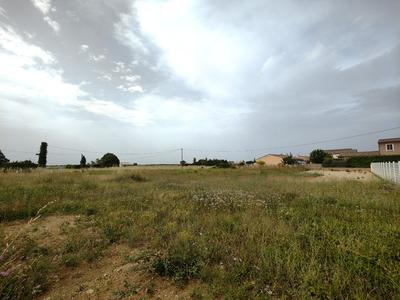 Terrain constructible - 1 012 m²