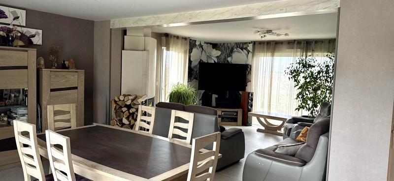 Maison - 145 m² - 6 pièces