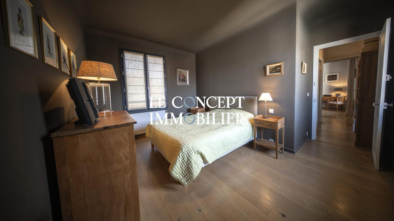 Appartement - 80 m² - 3 pièces