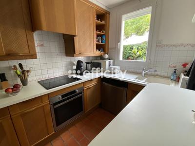 Maison - 98 m² - 5 pièces