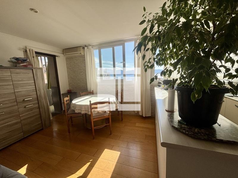 Appartement - 65 m² - 4 pièces